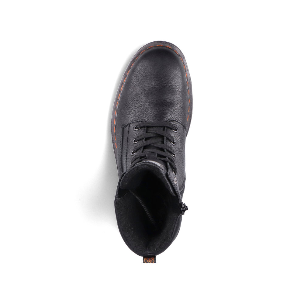 detail Pánská kotníková obuv Rieker 32602-00 černá